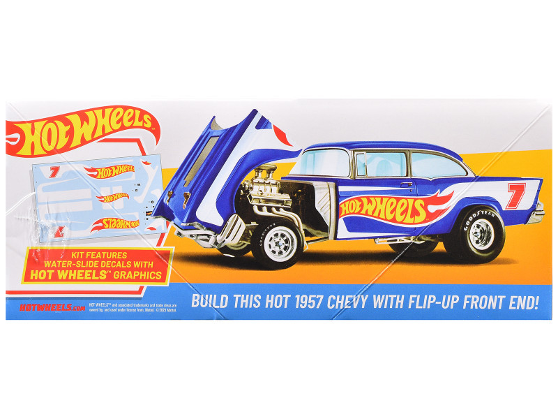 Skill 2 Model Kit 1957 Chevrolet Sedan Flip-Nose "Hot Wheels" 1/25 Scale Model by MPC