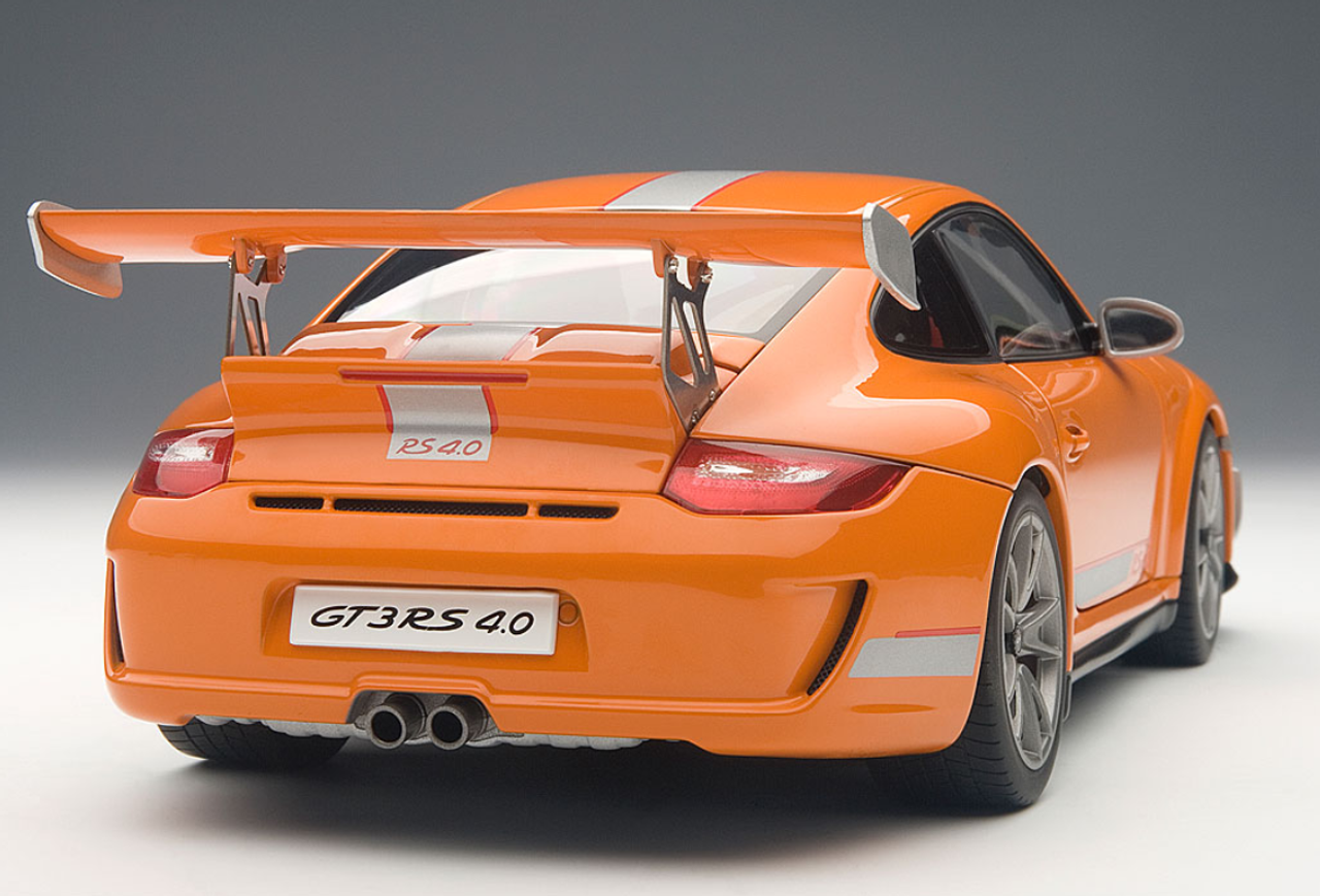 Porsche 911 (997) GT3 RS 4.0 Orange 1/18 by AUTOart 78148