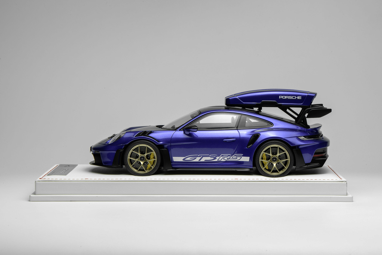 1/18 Ivy Merit Porsche 911 (992) GT3 RS (Violet Purple Metallic