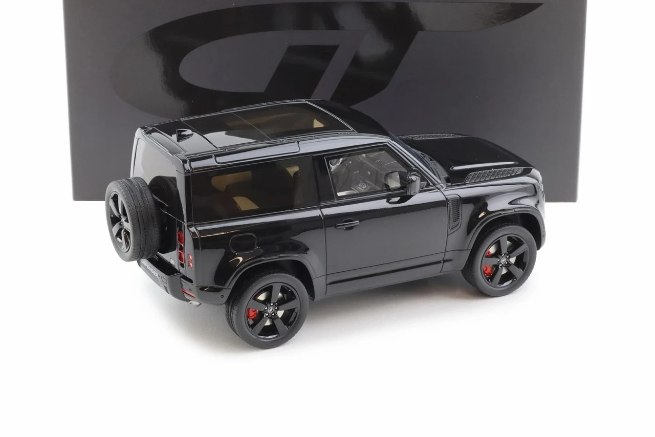 1/18 GT Spirit 2021 Land Rover Defender 90 P400 X-Dynamic HSE (Black) Car Model