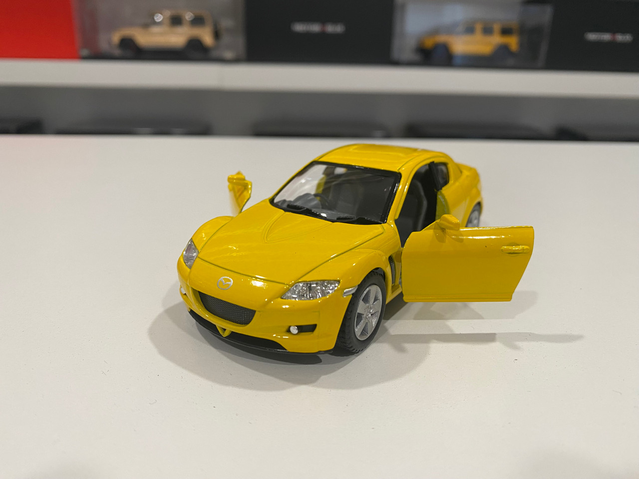 1/36 Kinsmart Mazda RX-8 RX8 (Yellow) Pull Back Toy Car Model (New no retail box)