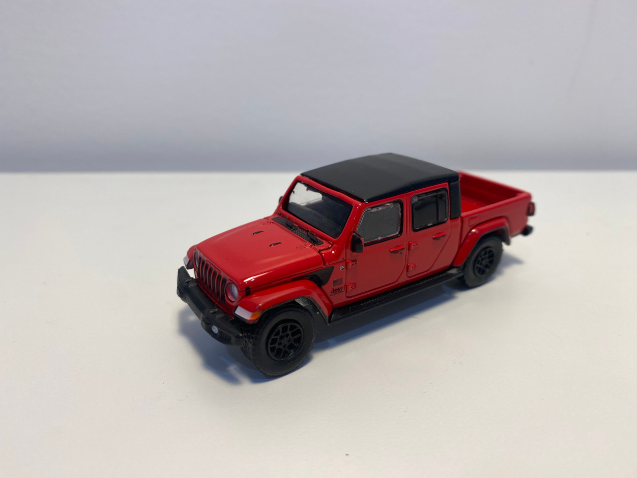 DAMAGED AS-IS 1/64 Greenlight 2023 Jeep Gladiator Freedom Pickup Truck Firecracker Red with Black Top "Showroom Floor" Series 5 Diecast Car Model