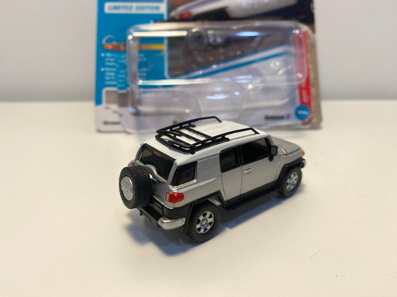 DAMAGED AS-IS 1/64 Johnny Lightning 2007 Toyota FJ Cruiser (Titanium Silver Metallic with White Top & Roofrack" "Classic Gold Collection" Series Limited Edition Diecast Car Model