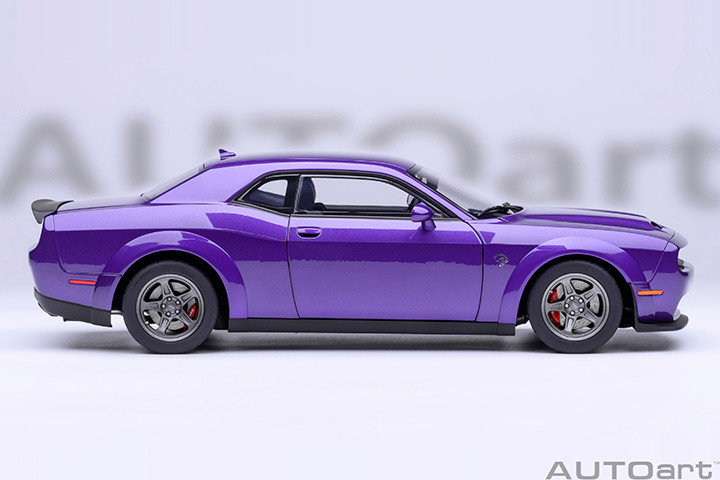 1/18 AUTOart 2023 Dodge Challenger SRT Super Stock (Plum Crazy Purple) Car Model