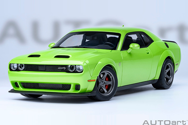 1/18 AUTOart 2023 1/18 Doge Challenger SRT Super Stock (Sublime Green) Car Model