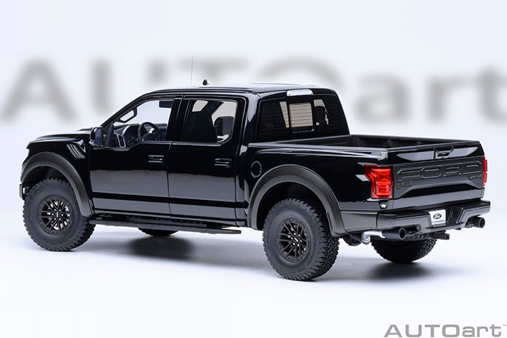 1/18 AUTOart 2019 Ford F-150 Raptor Supercrew (Agate Black) Car Model
