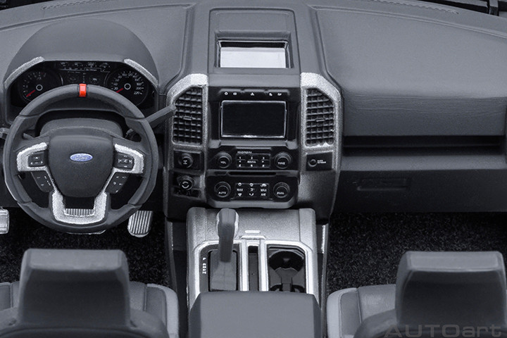 1/18 AUTOart 2019 Ford F-150 Raptor Supercrew (Agate Black) Car Model