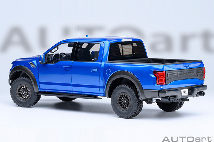 専用2 1/18 AUTOart 2019 Ford F-150 Raptor Supercrew (Velocity Blue) Car
