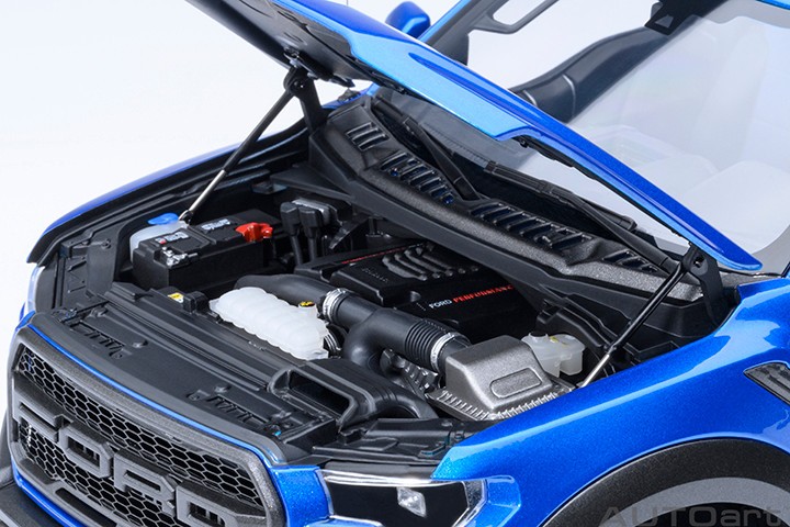 1/18 AUTOart 2019 Ford F-150 Raptor Supercrew (Velocity Blue) Car Model