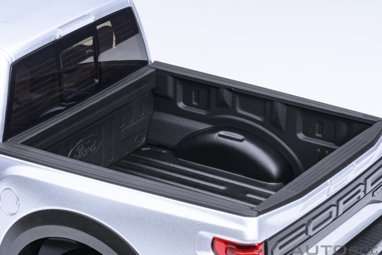 1/18 AUTOart 2019 Ford F-150 Raptor Supercrew (Ingot Silver) Car Model