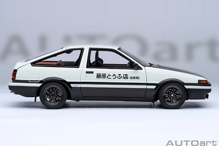 1/18 AUTOart Toyota Sprinter Trueno (AE86) “Initial D” Project D