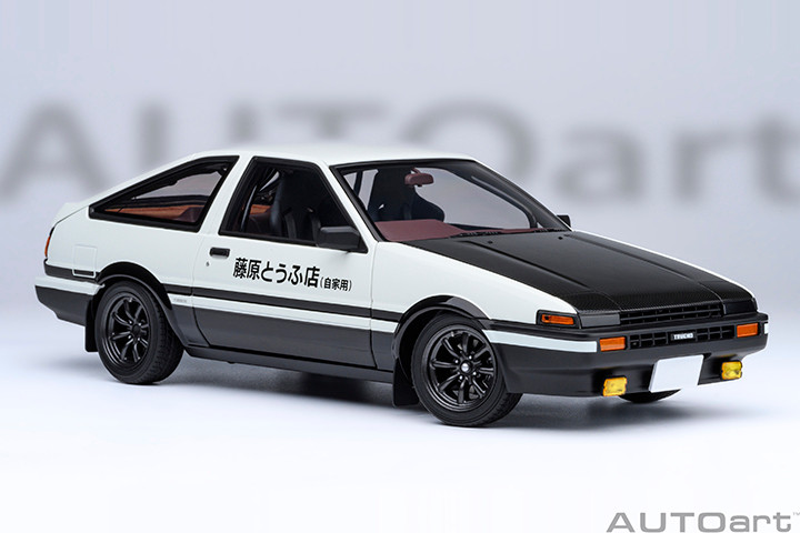 頭文字D TOYOTA SPRINTER TRUENO AE86PROJECTD 1/18 AUTOart Toyota Sprinter Trueno (AE86) “Initial D” Project D