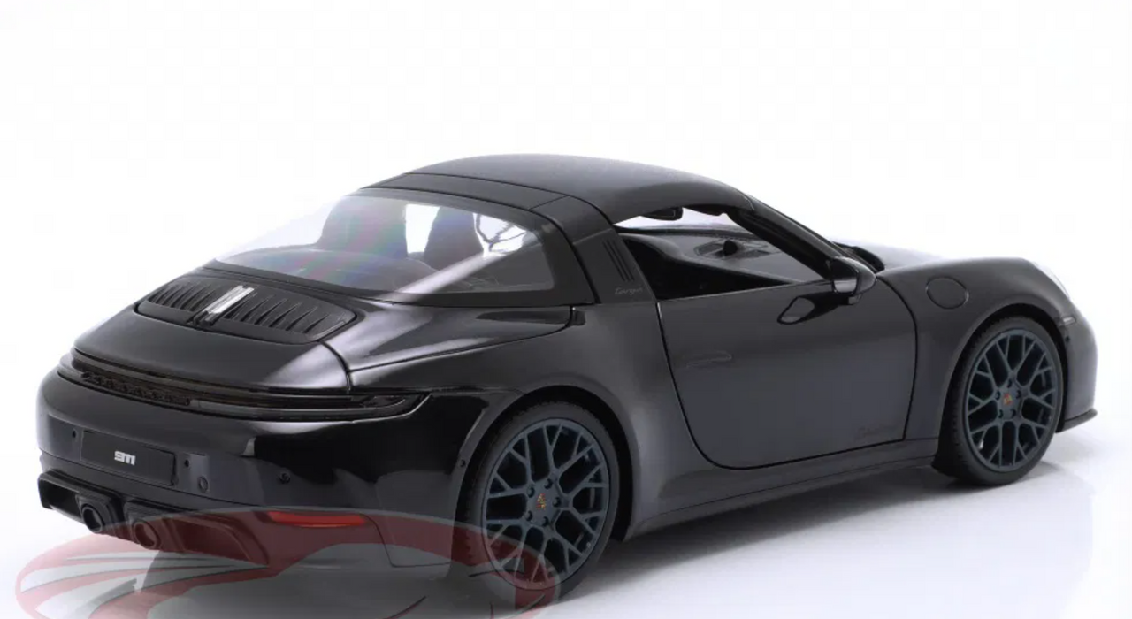 1/18 Maisto 2025 Porsche 911 (992.2) Targa 4 GTS Hybrid (Black) Diecast Car Model