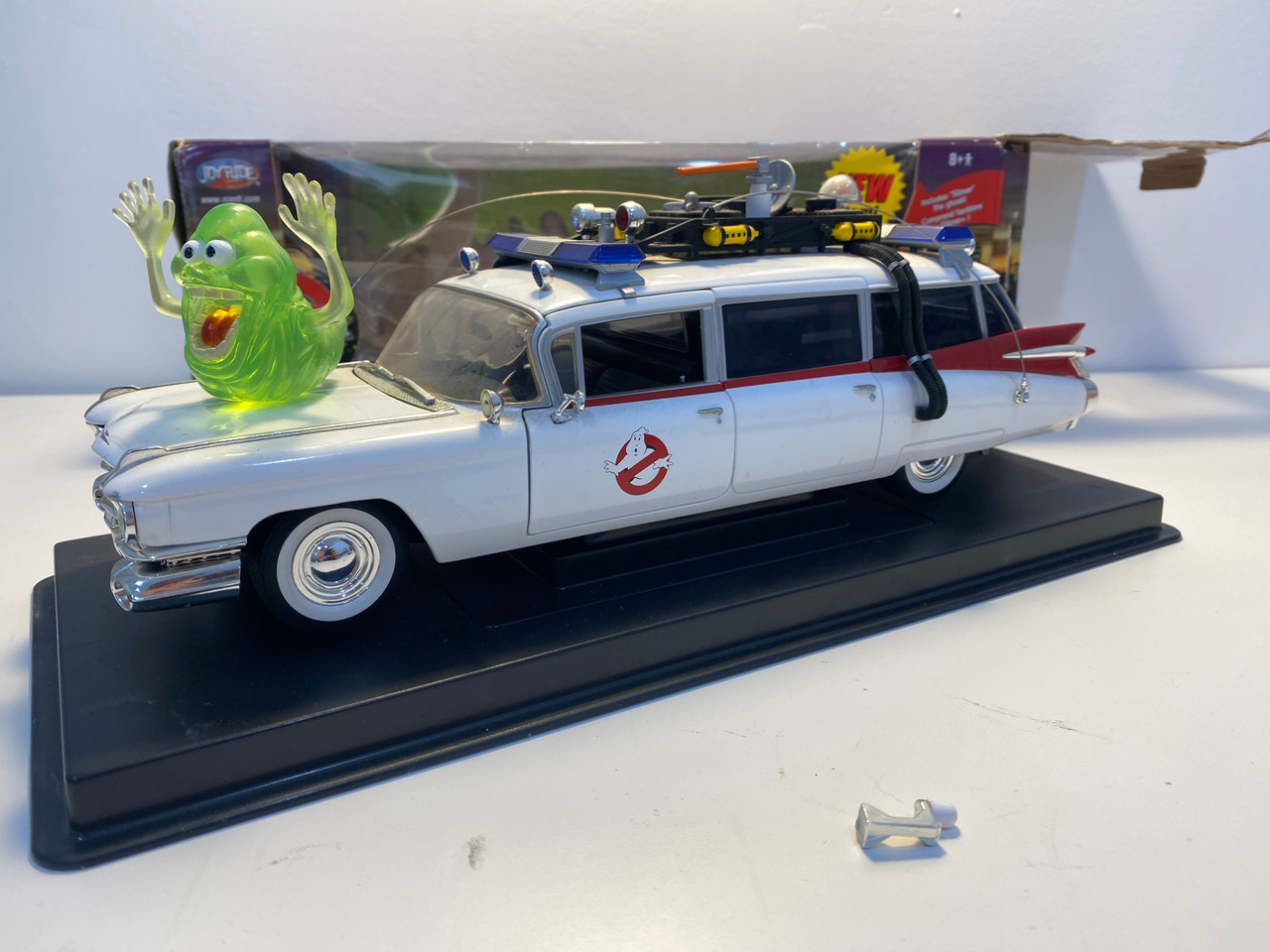 AS-IS 1/21 Joyride Ertl Ghostbusters ECTO I Diecast Car Model