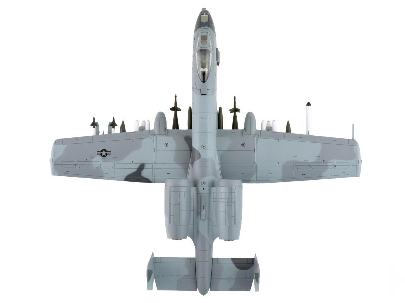 Fairchild Republic A-10A Thunderbolt II Attack Aircraft "Flipper 47th Tactical Fighter Squadron Barksdale AFB" (1990) United States Air Force "Air Power Series" 1/72 Diecast Model by Hobby Master