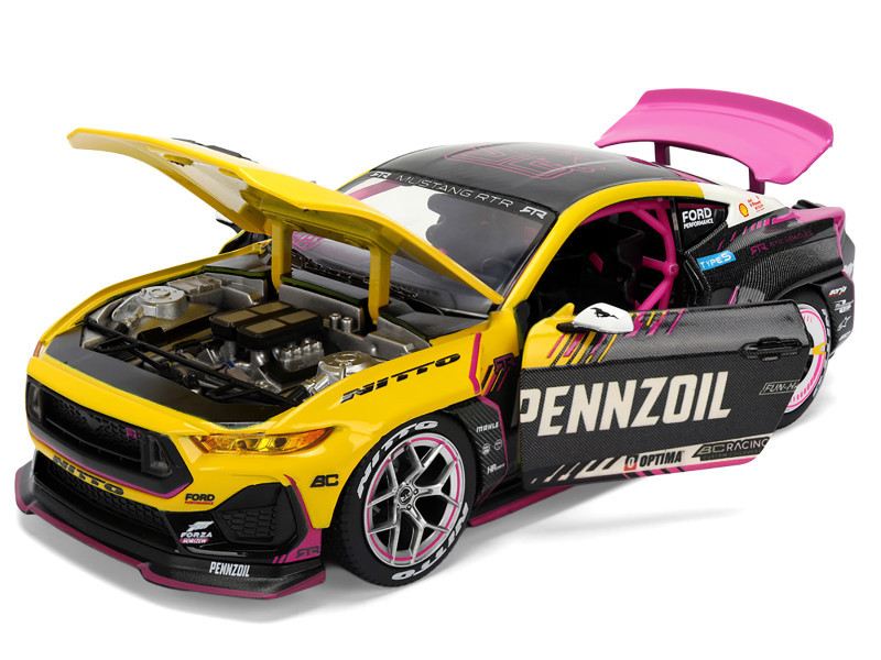 Ford Mustang RTR #213 Ben Hobson 
