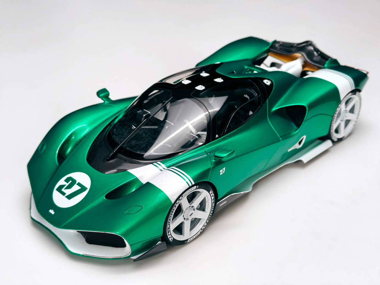 その他 27 1/18 Frontiart Nilu27 Inna-Green Car Model Limited Edition 100