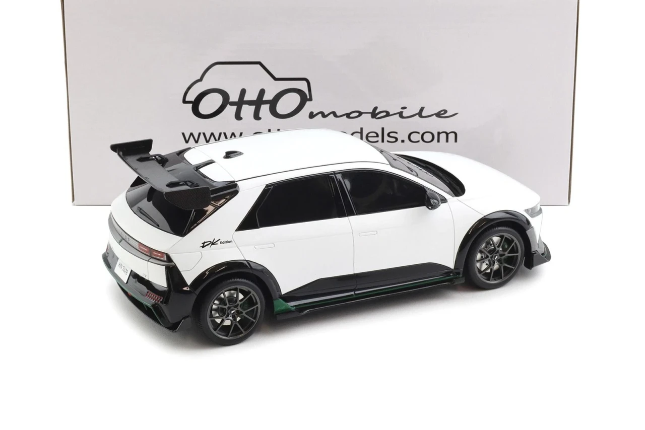 1/18 OTTO 2025 Hyundai Ioniq 5N DK Edition (Atlas White Matte) Car Model