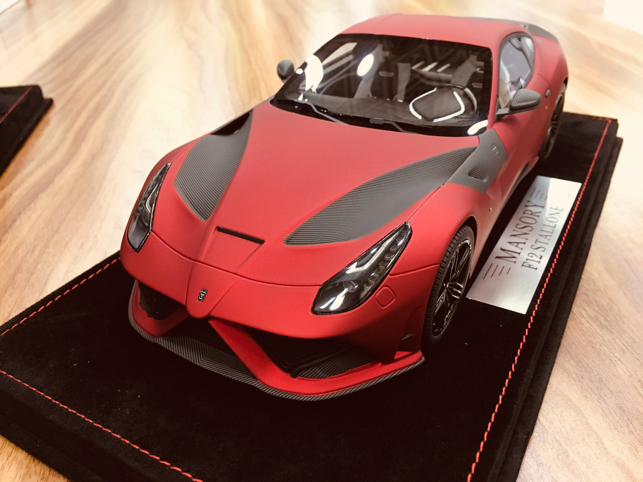 1/18 Mansory Ferrari F12 (Matte Red w/ White Brake Caliper) Resin