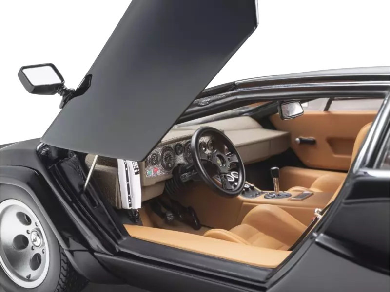 1/18 Kyosho Lamborghini Countach LP 400 S 
