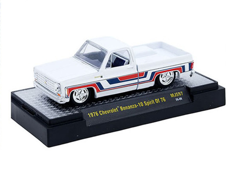 1/64 M2 Machines 1976 Chevrolet Silverado Bonanza-10 SPIRIT OF 76 Squarebody USA Special Edition (White) Diecast Car Model