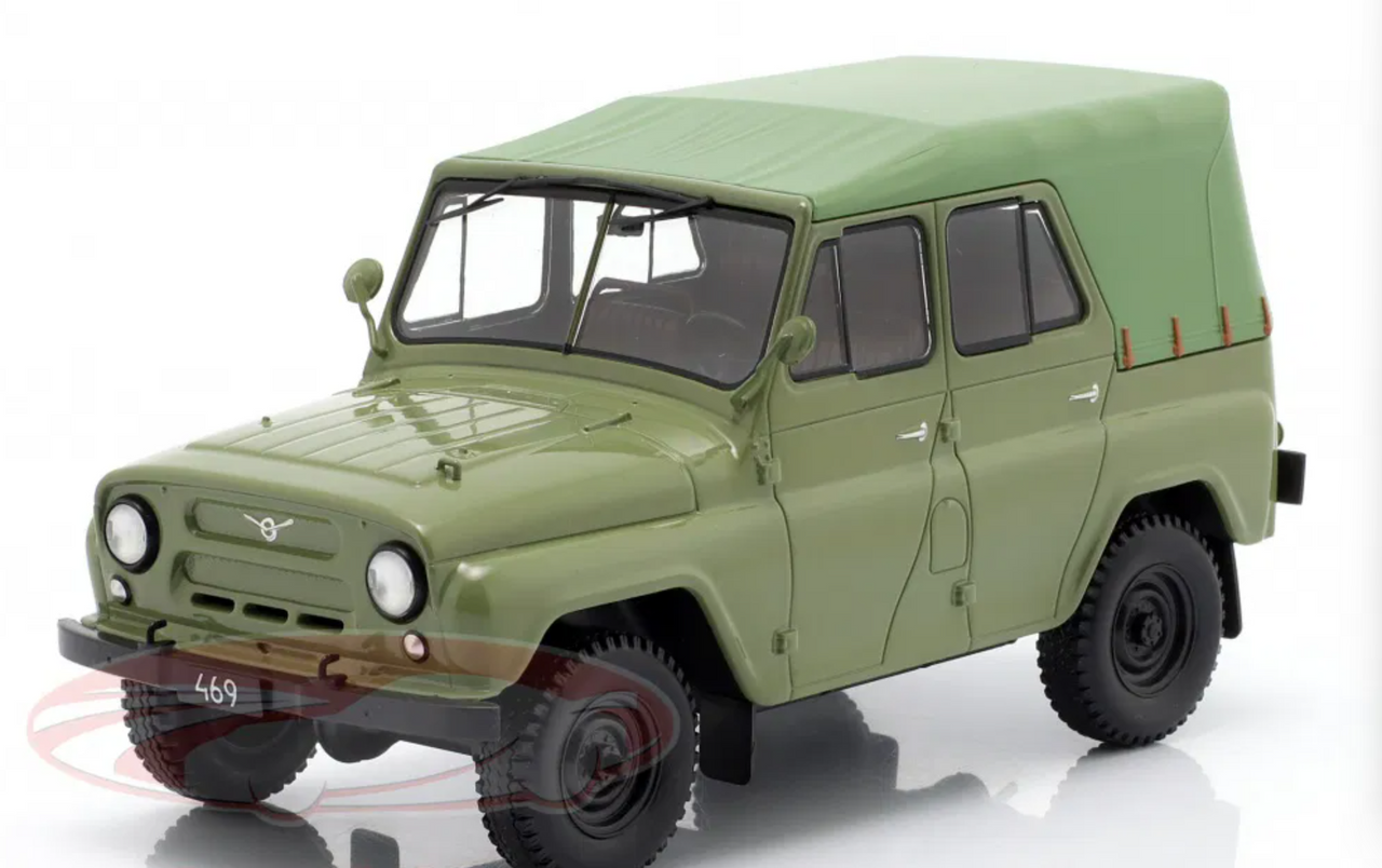 1/24 WhiteBox 1975 UAZ 469 (Olive Green) Diecast Car Model