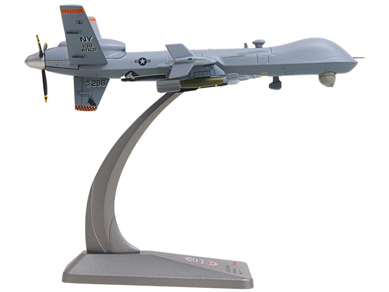 General Atomics MQ-9A Reaper Block 5 UAV "New York Air National Guard 108th Attack Squadron Hancock Field Air National Guard Base" United States Air Force "Military" Series 1/72 Diecast Model by Herpa