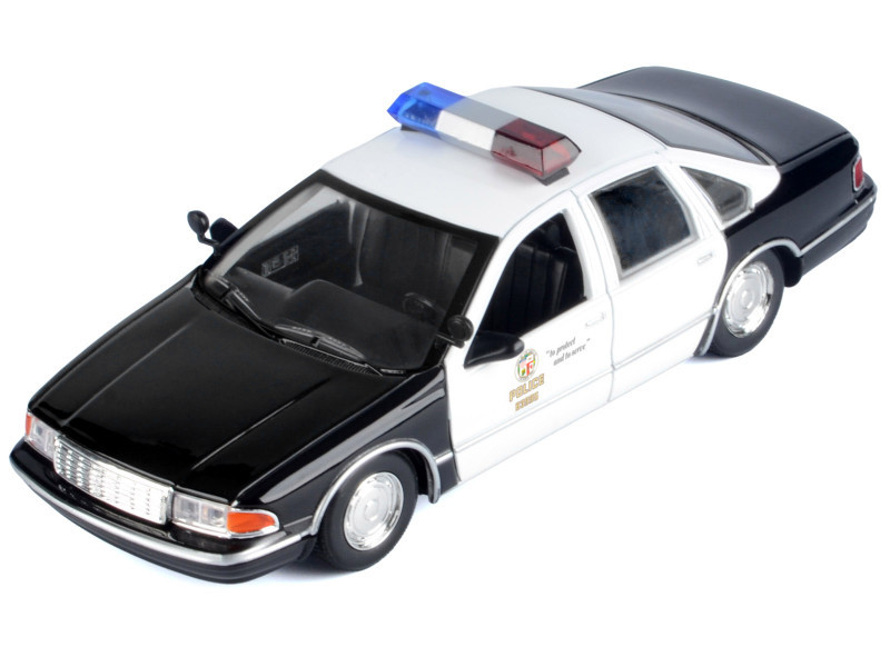 1/24 Motormax 1993 Chevrolet Caprice Police Car 
