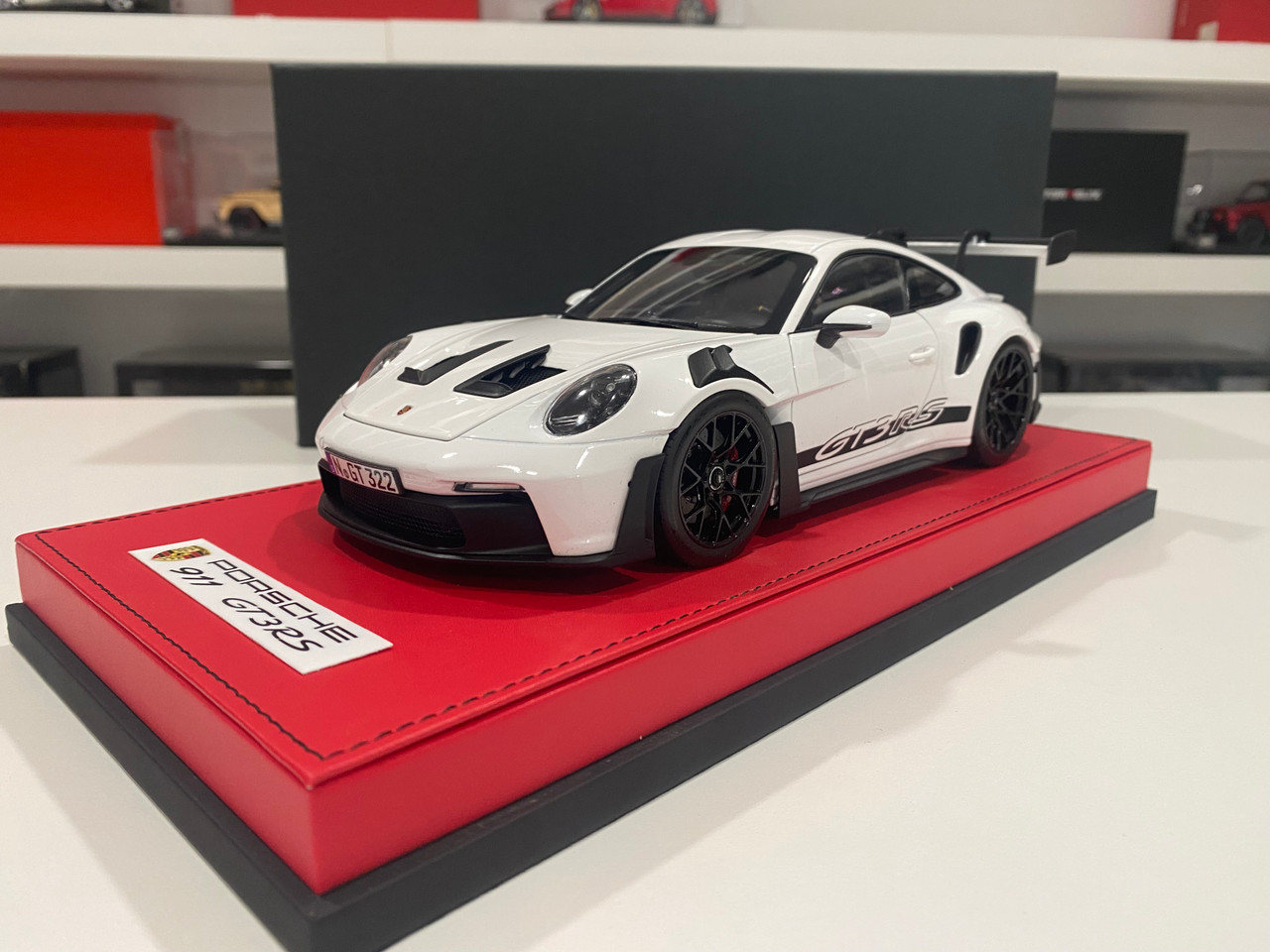 1/18 Norev 2023 Porsche 911 GT3 RS 992 (White) Diecast Car Model