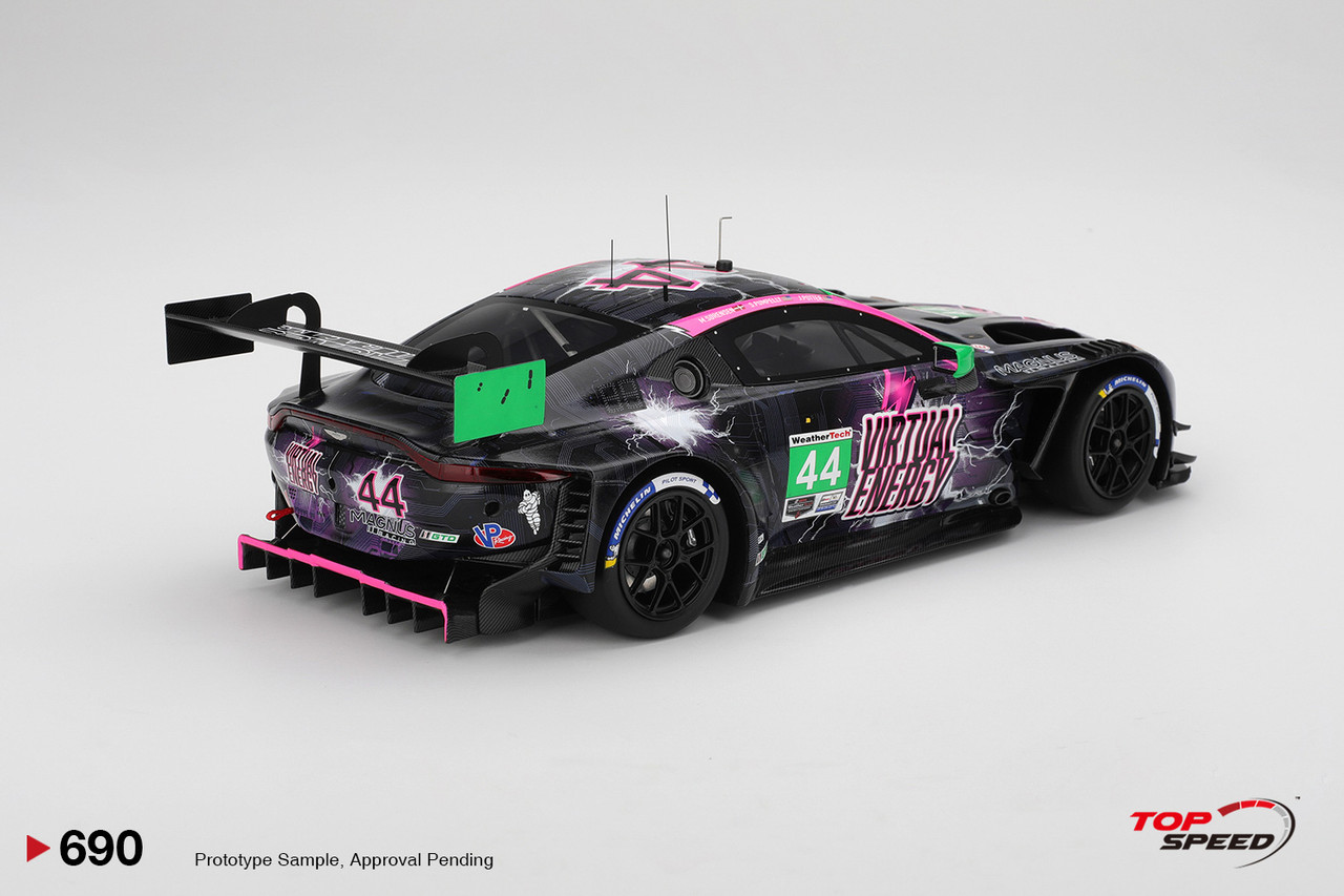 1/18 Top Speed Aston Martin Vantage GT3 Evo #44 Magnus Racing 2025