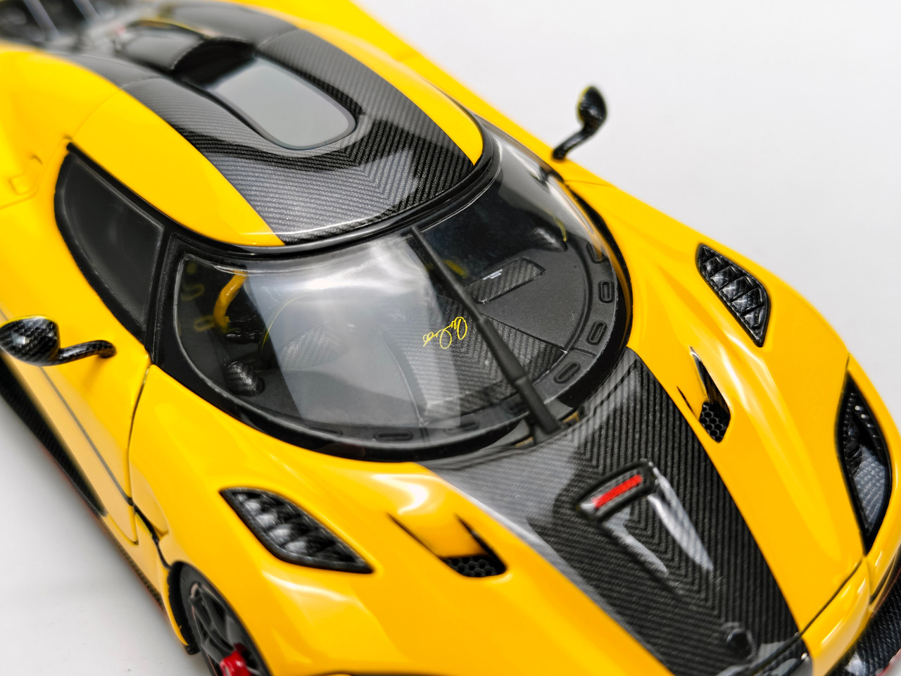 1/43 Frontiart Koenigsegg Agera RS 