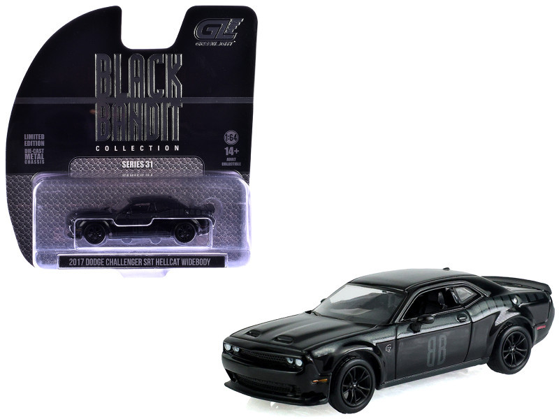 1/64 Greenlight 2017 Dodge Challenger SXT Plus (Black Bandit