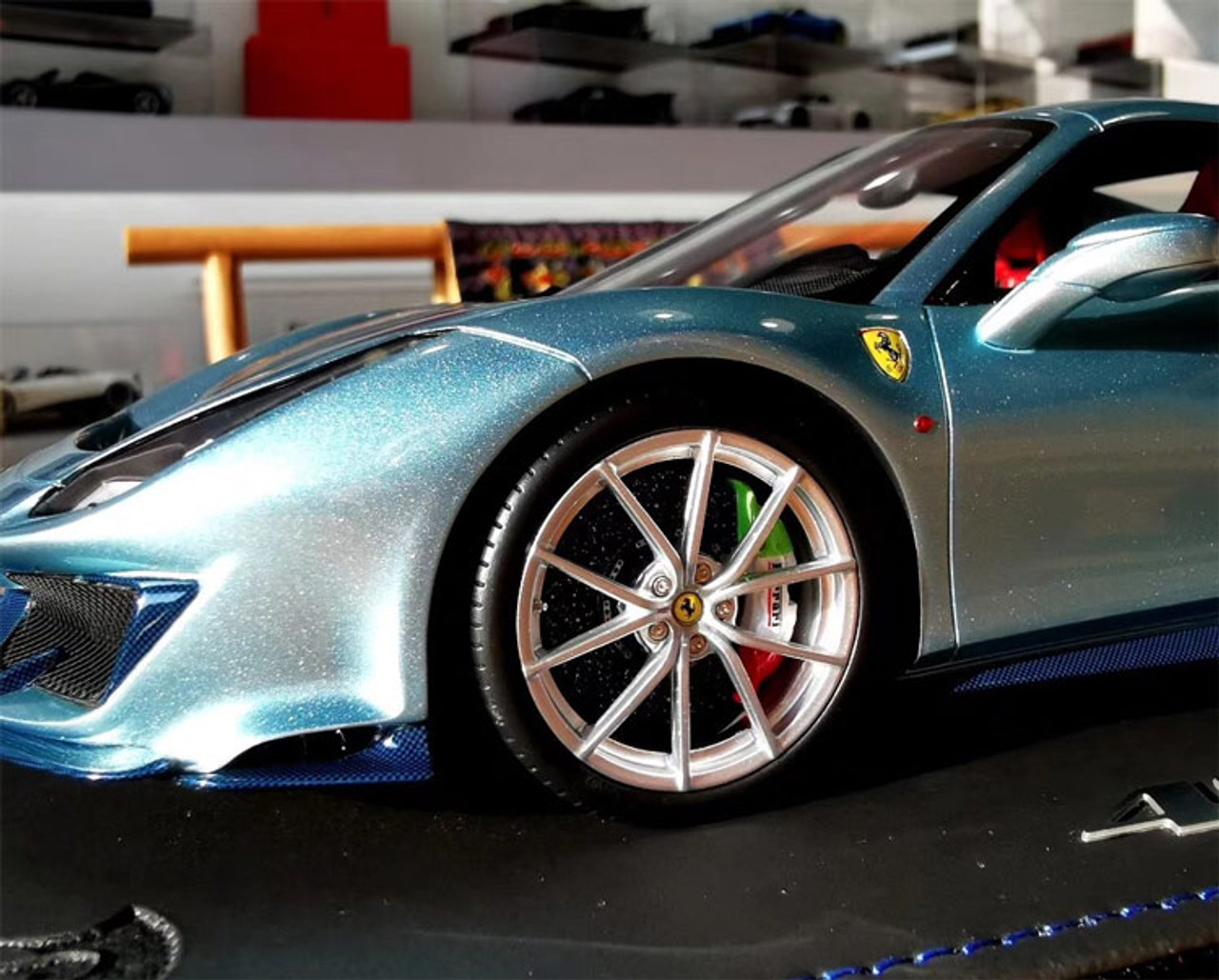 入手困難 BBR モデル 1/18 フェラーリ 488 ピスタ 限定30台 1/18 BBR Ferrari 488 Pista Spider (Hong Kong Metallic Purple