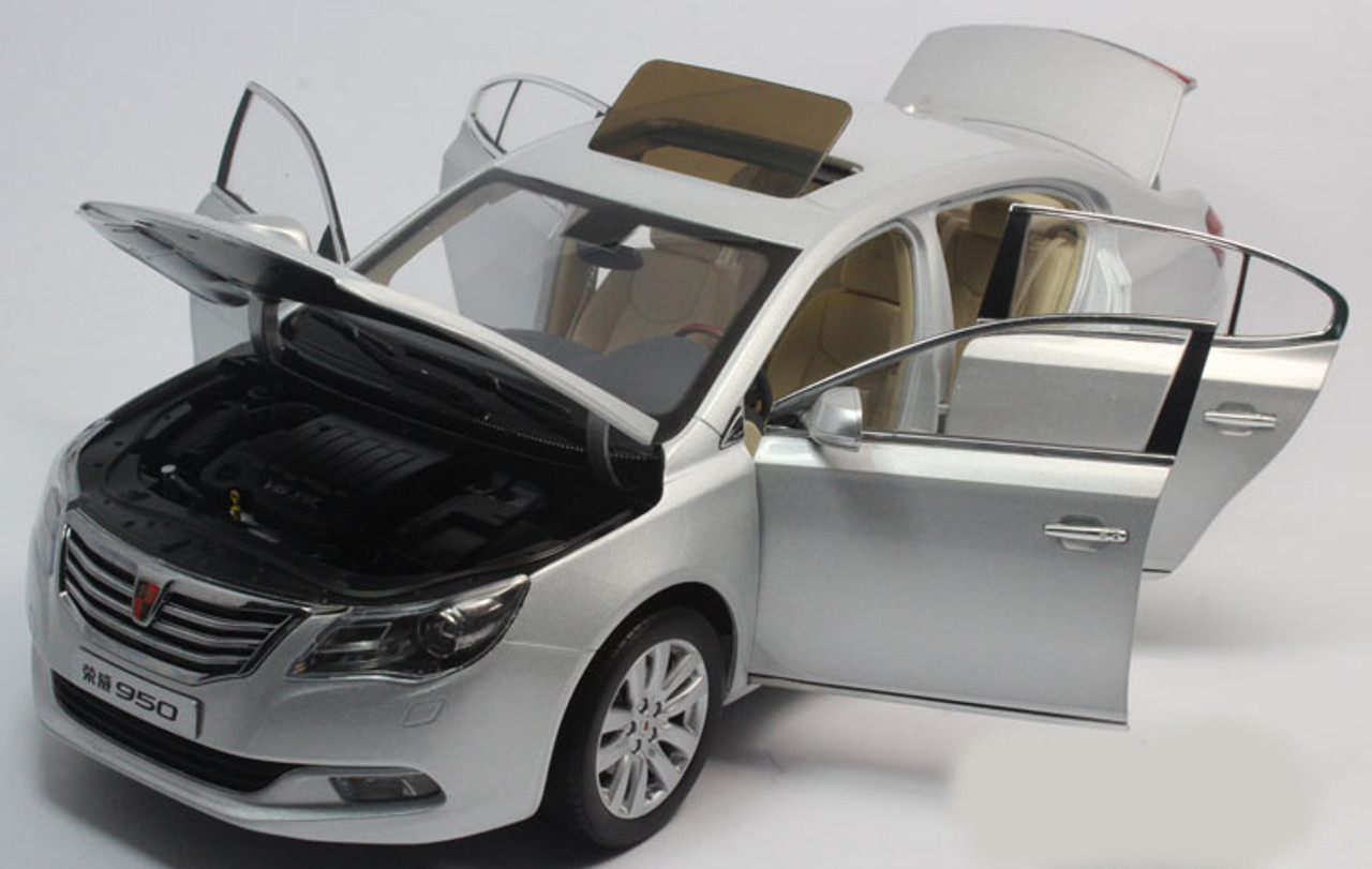 DEALER 1/16 ROEWE 950 (SILVER) DIECAST CAR MODEL