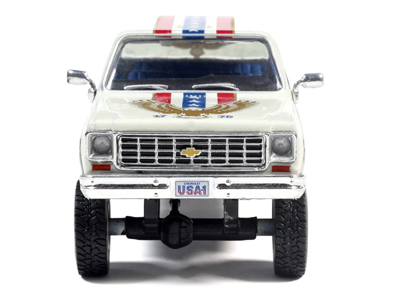 1/64 Ixo 1976 Chevrolet Custom Deluxe K30 Fleetside 250th