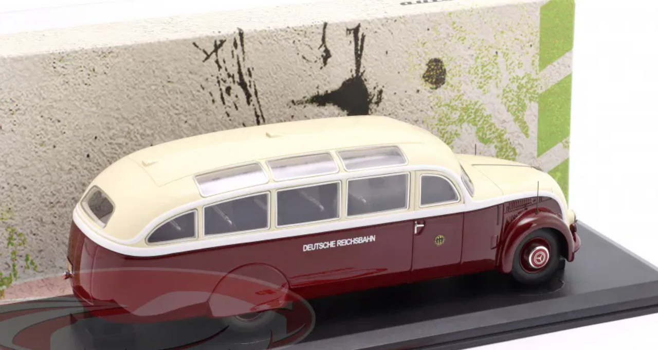 1/43 AutoCult 1935 Mercedes-Benz LO 3100 Uerdingen (Dark Red & Ivory) Car Model