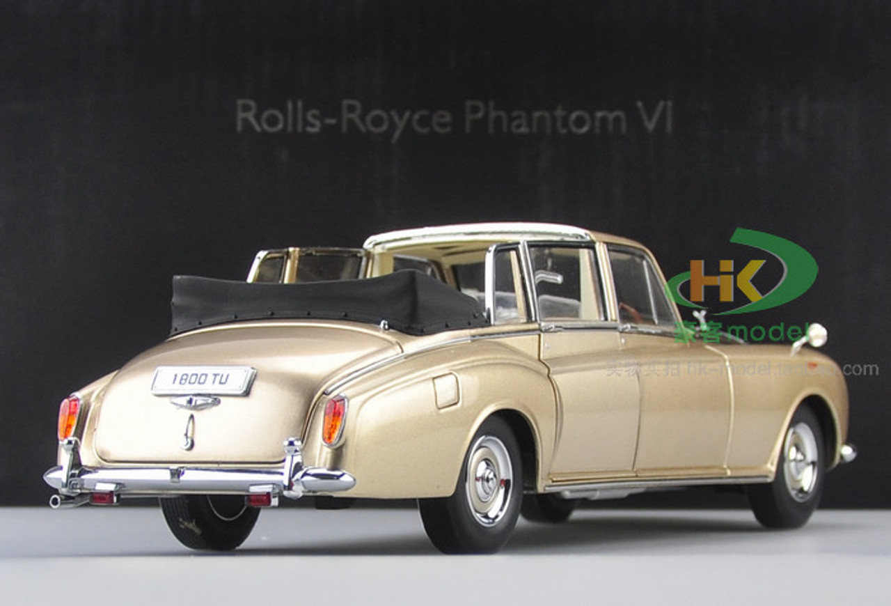 1/18 Dealer Edition 1967 Rolls-Royce Phantom VI Convertible (Gold / Champagne) Diecast Car Model