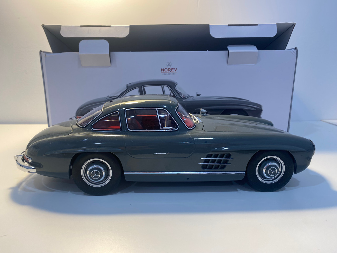 DAMAGED AS-IS 1/12 Norev 1954 Mercedes-Benz 300 SL 300SL (Graphite Grey) Diecast Car Model