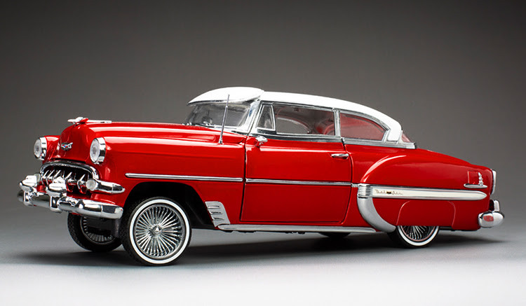 1/18 Sunstar 1954 Chevrolet Bel Air Hard Top Coupe Lowrider (Red with Moveable Suspension) Diecast Car Model