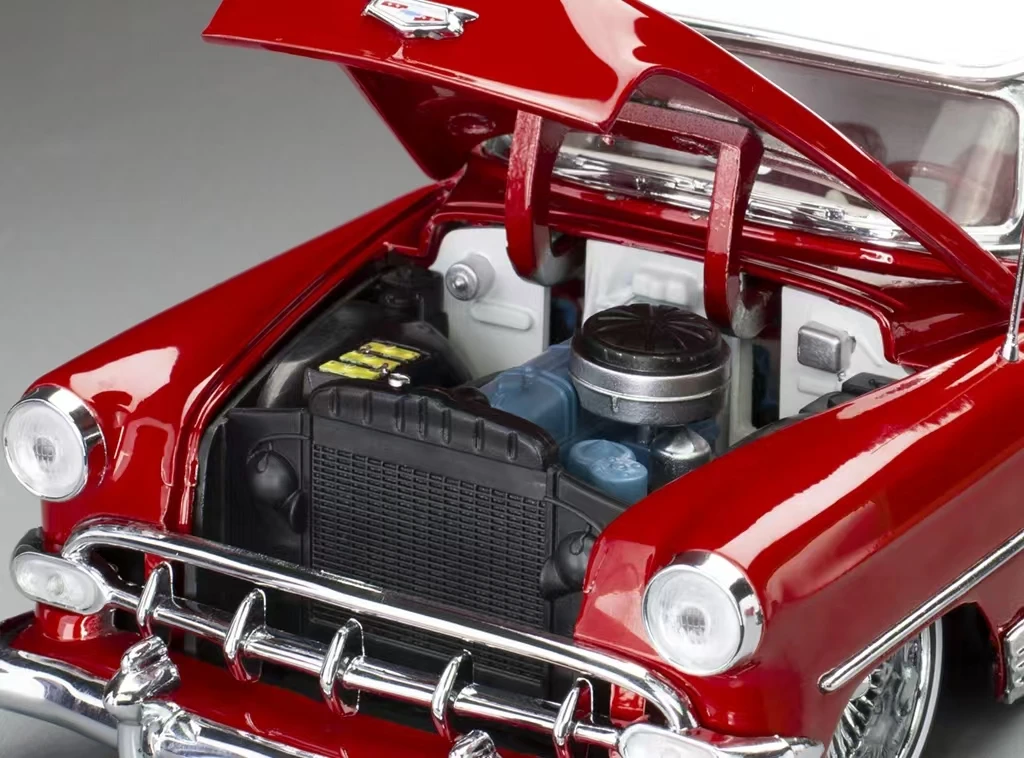 1/18 Sunstar 1954 Chevrolet Bel Air Hard Top Coupe Lowrider (Red with Moveable Suspension) Diecast Car Model