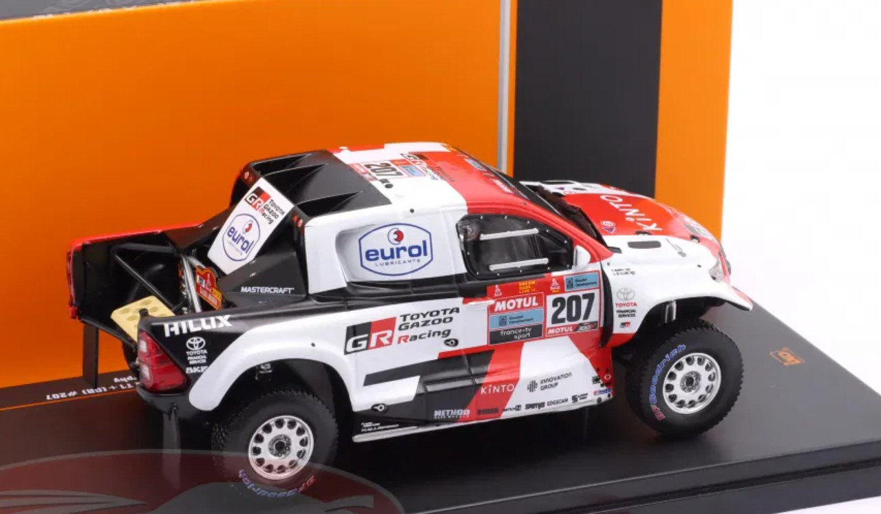 1/43 Ixo 2022 Toyota GR DKR Hilux #207 5th Rallye Dakar Toyota Gazoo Racing Giniel de Villiers, Dennis Murphy Diecast Car Model