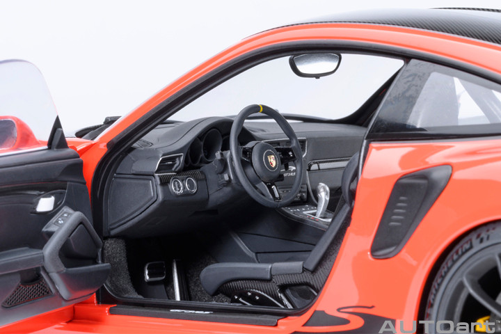 1/18 AUTOart Porsche 911 (991.2) GT3 RS Weissach Package (Lava Orange) Car Model
