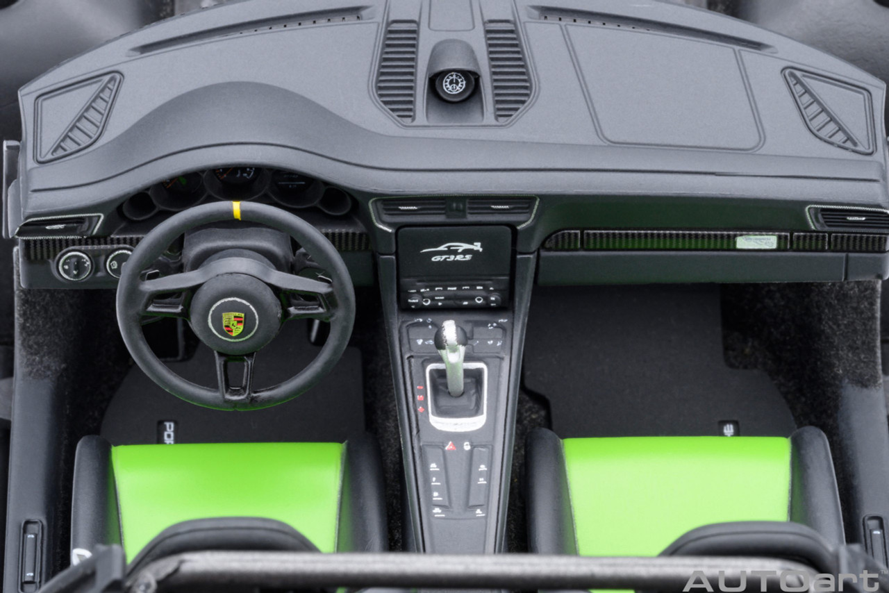 1/18 AUTOart Porsche 911 (991.2) GT3 RS Weissach Package (Lizard Green) Car Model