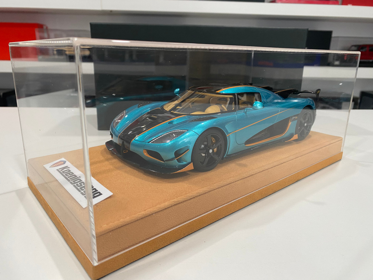 1/18 GT Spirit 2016 Koenigsegg Agera RSR (Blue) Resin Car Model with Custom Mounted Showcase
