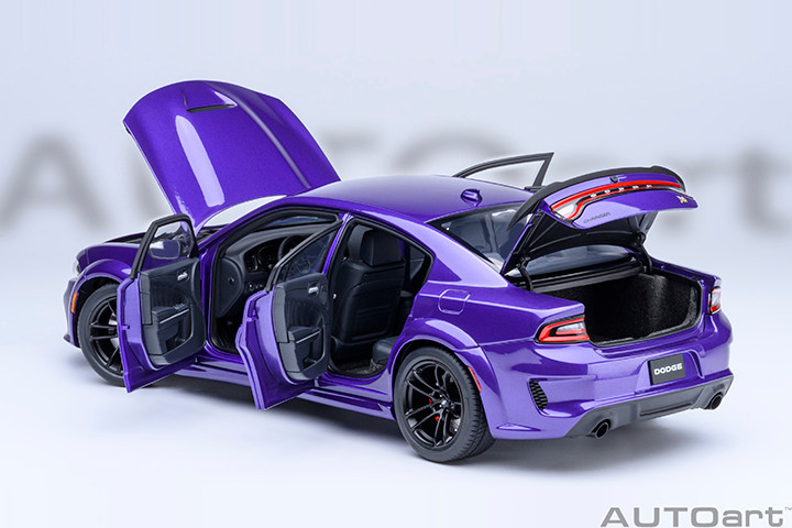 1/18 AUTOart Dodge Charger Scat Pack Widebody (Plum Crazy Purple) Car Model