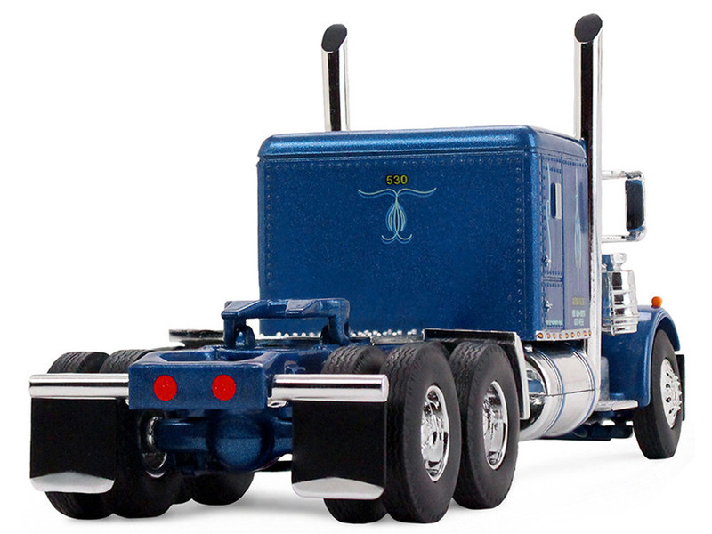 1/64 First Gear Peterbilt Model 351 with 63” Flat Top Sleeper & 40’ Vintage Trailer with Reefer (Western Distributing) Diecast Model
