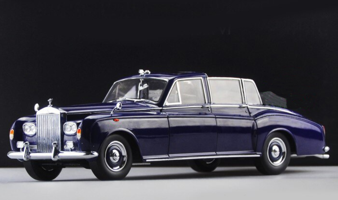 1/18 Dealer Edition 1967 Rolls-Royce Phantom VI Convertible (Blue) Diecast Car Model