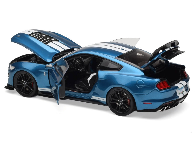 1/18 Ixo 2022 Ford Mustang Shelby GT500 (Blue Metallic with White Stripes) Diecast Car Model