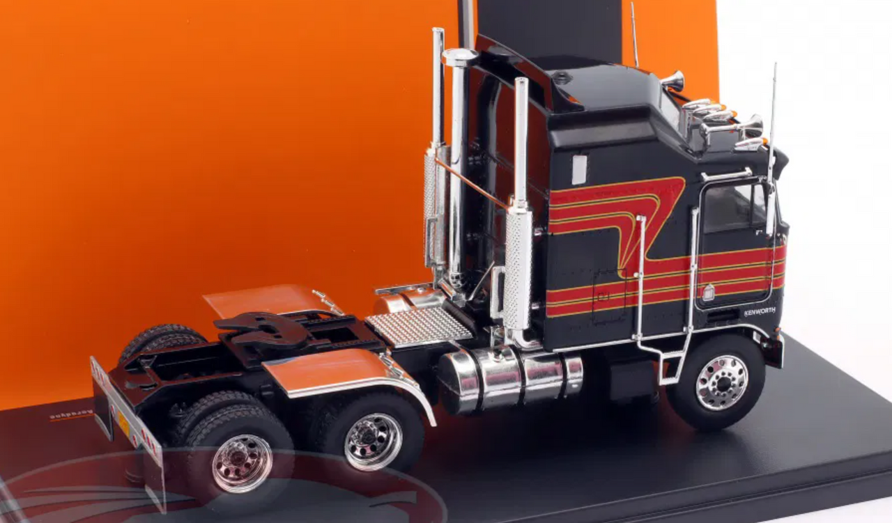 1/43 Ixo 1976 Kenworth K100 Aerodyne Truck (Black & Red) Diecast Car Model