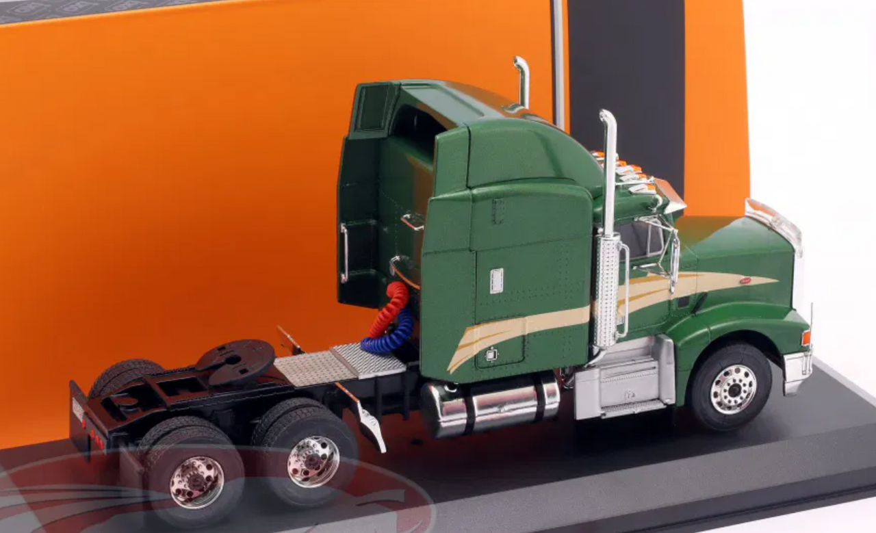 1/43 Ixo 1998 Peterbilt 377 A/E (Green) Diecast Car Model